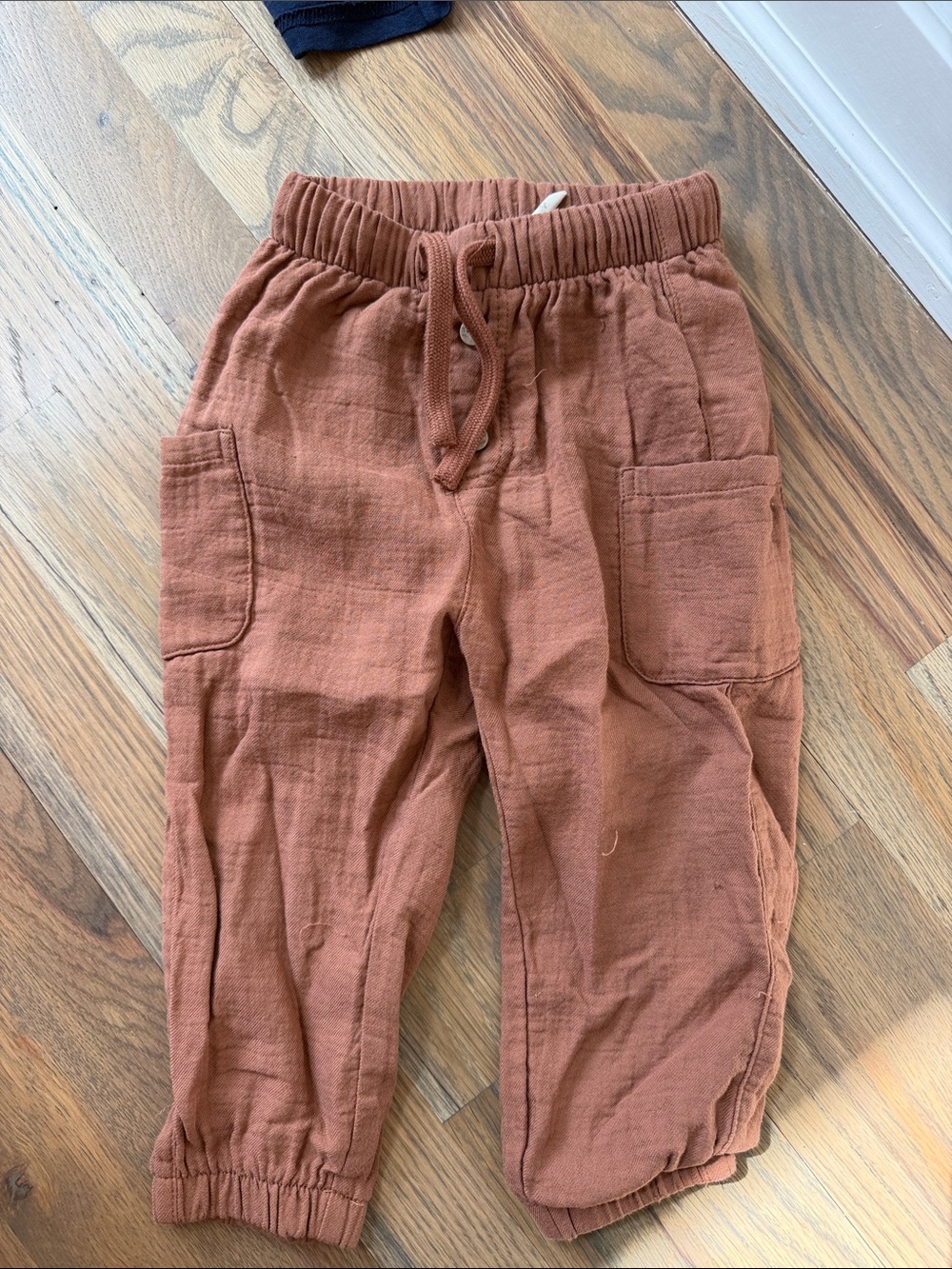 Quincy Mae Rust Drawstring Jogger Pants